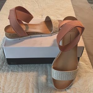 Dolce Vita Vivian Sandals